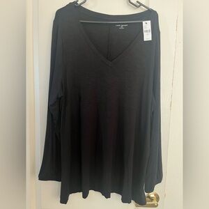 Lane Bryant NWT black top. Sleeves elastic around the waist.  2X. 18/20